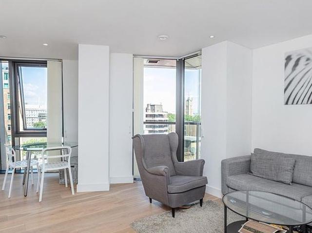 House for rent in London Borough of Lambeth, Greater London