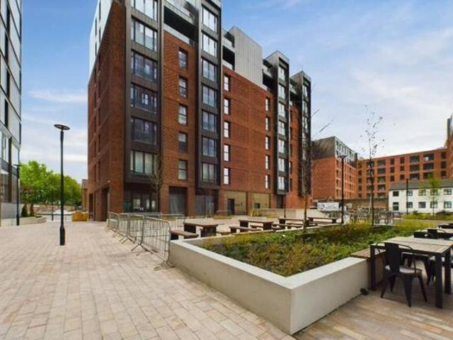 House for sale in Birkenhead