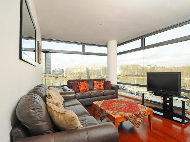 House for rent in South Lambeth, Greater London