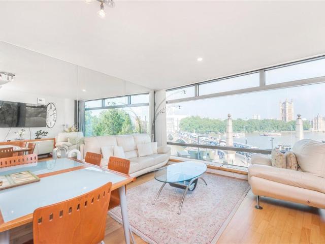 House for rent in South Lambeth, Greater London