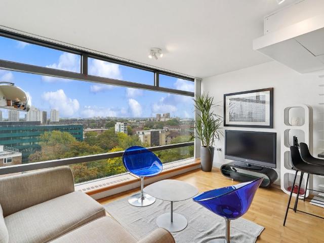 Apartment for rent in South Lambeth, Greater London