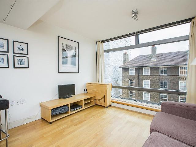 Apartment for rent in London Borough of Lambeth, Greater London