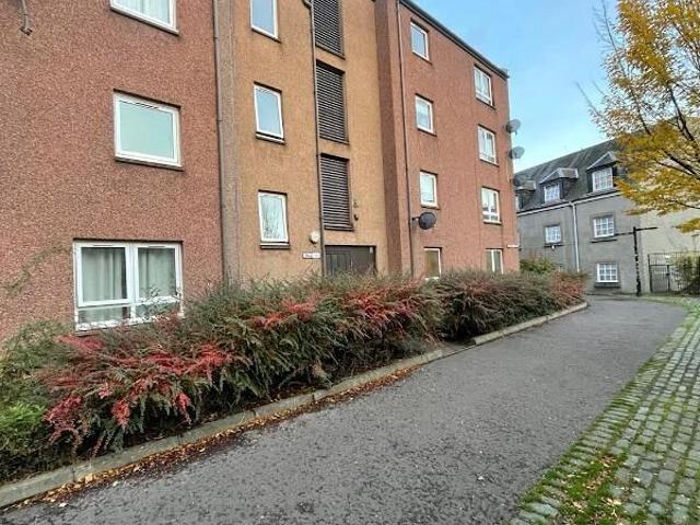Apartment for rent in Moneydie, Scotland