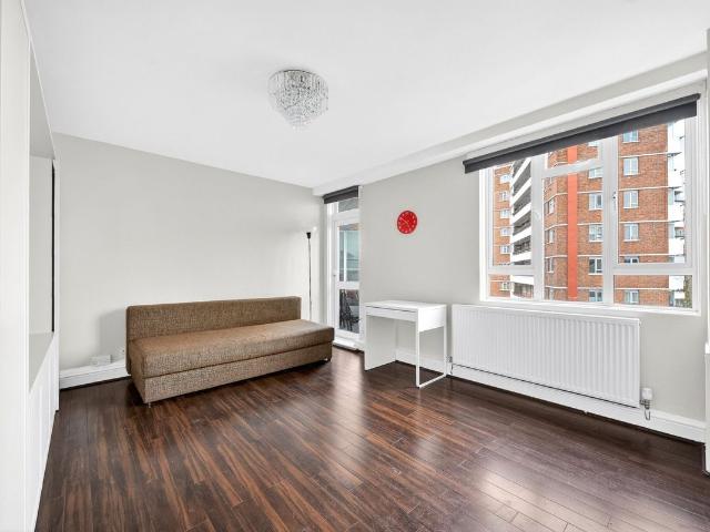 Apartment for rent in Finsbury, Greater London