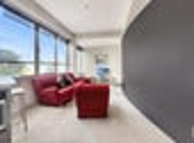 Apartment for rent in Mechanics Bay, Auckland