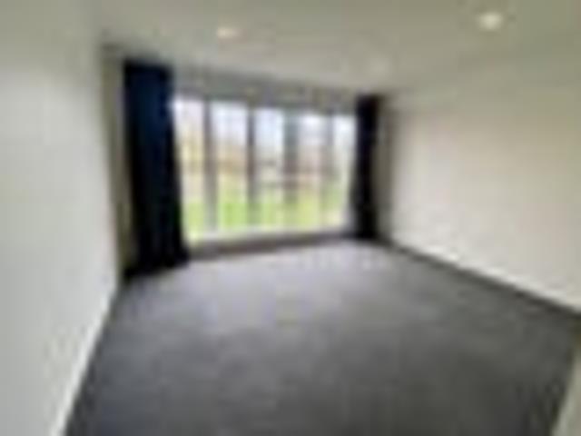 Apartment for rent in Mechanics Bay, Auckland