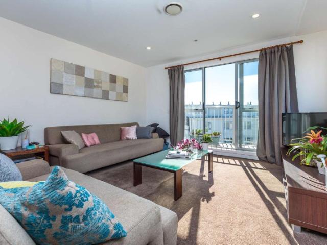 Apartment for rent in Mechanics Bay, Auckland