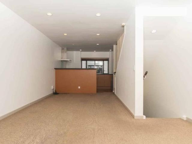 Townhouse for rent in Parnell