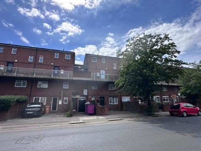 Apartment for rent in Old Ford, Bow