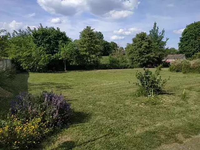 Terrain vente à Beauvais, Parnes