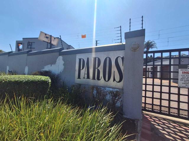 Townhouse for sale in Vosloorus, Gauteng