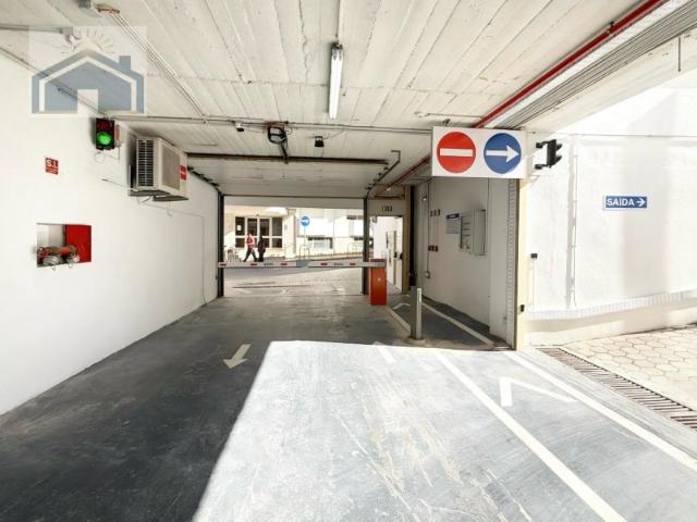 Garagem venda em Lagos, Faro