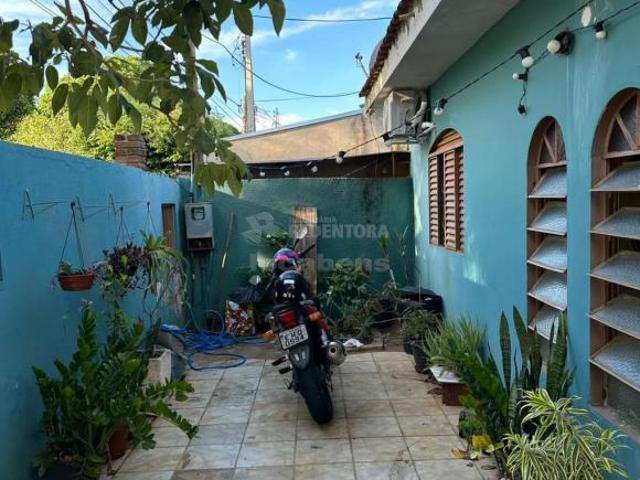 Casa venda em Região Imediata de São José do Rio Preto, Região Metropolitana de São José do Rio Preto