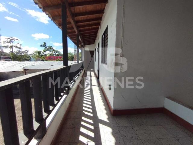 Parqueadero En Arriendo En Apartado En Correg. Reposo A264743