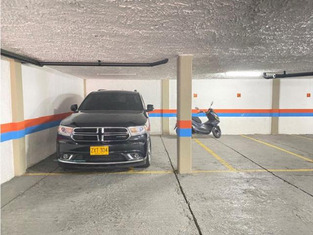 Parqueadero en venta en Ricaurte, Bogotá