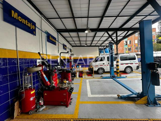Parqueadero En Venta En Medellin En Los Colores V106429
