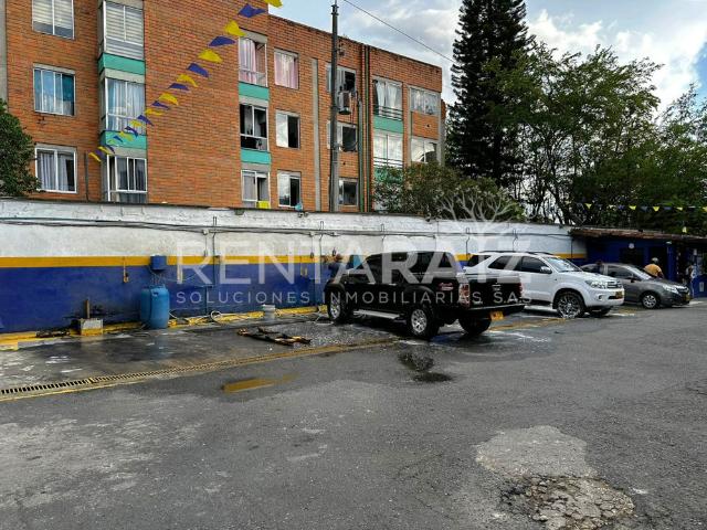 Parqueadero En Venta En Medellin En Los Colores V106429