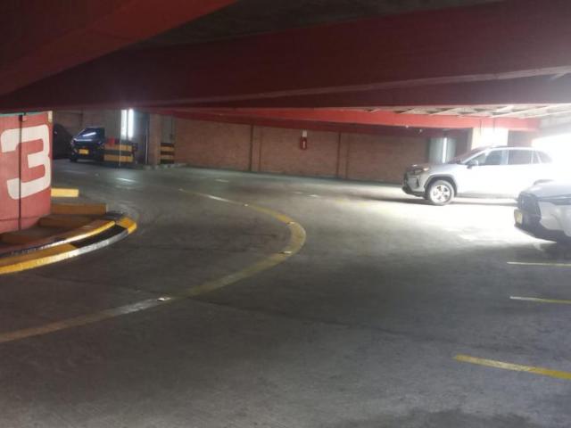 Parqueadero En Venta En Medellin En Centro V107630