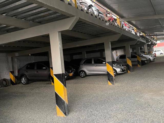 Parqueadero En Venta En Pereira En Centro V156051