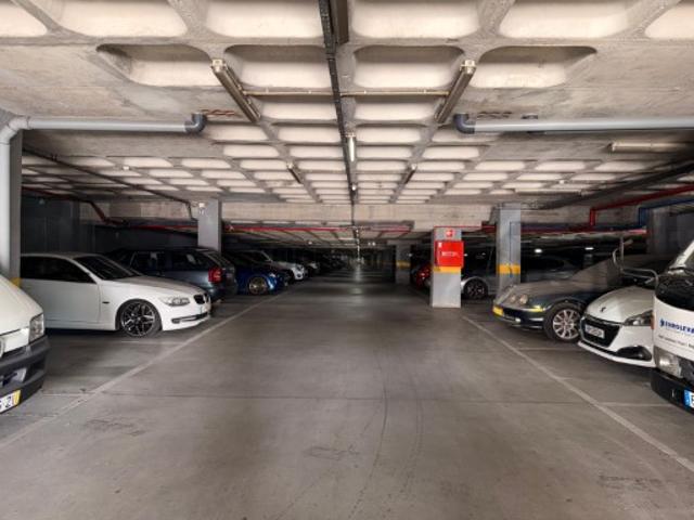 Garagem venda em Sintra, Lisboa