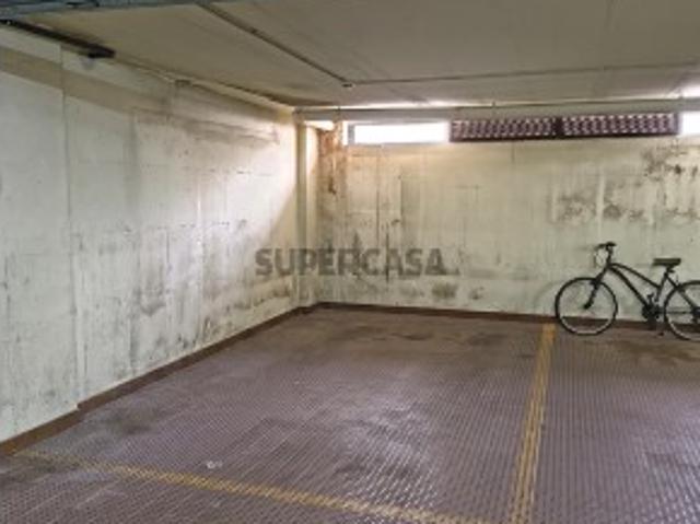 Garagem venda em Bairro do Liceu, Setúbal