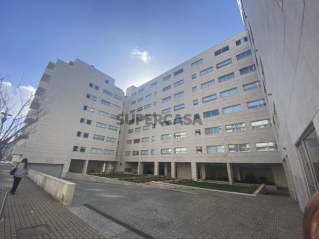 Garagem venda em Porto