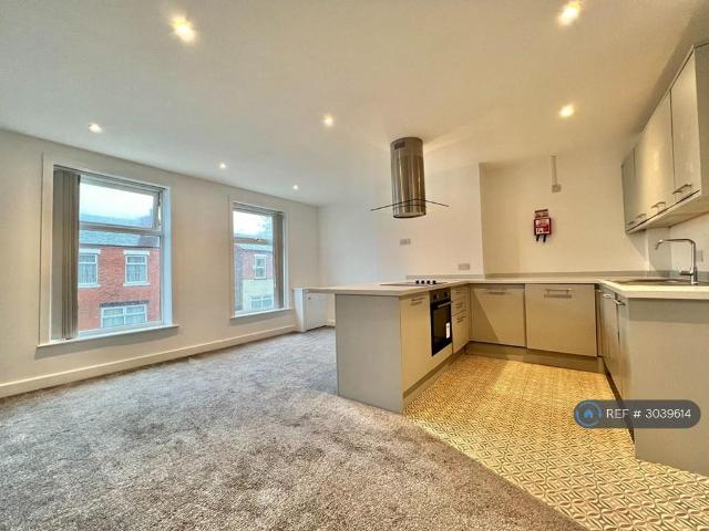 Apartment for rent in Winton, Salford