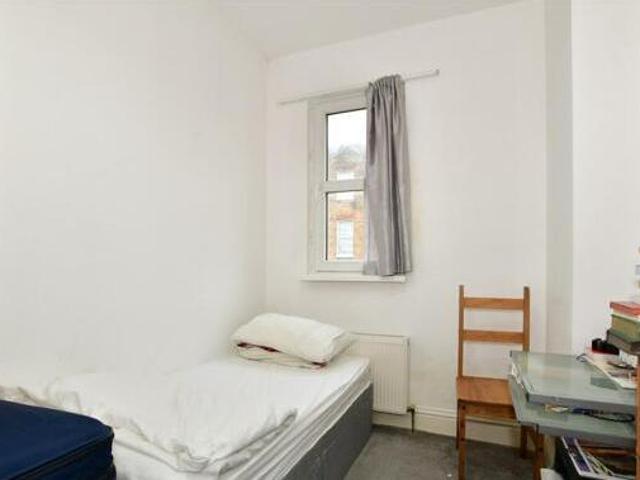 House for sale in Gravesend Town Centre, Gravesham