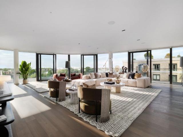 Apartment for rent in Fulham Reach, Greater London