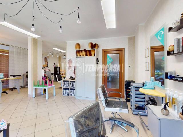 Locale Commerciale in vendita a Bescurone, Piemonte
