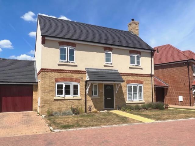 House for rent in West End, Surrey Heath
