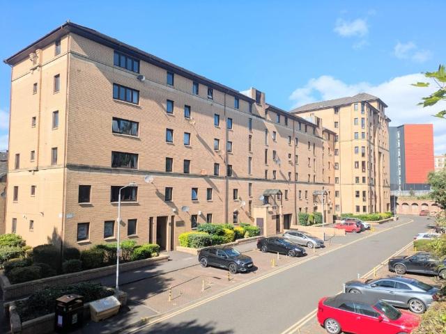 Apartment for rent in Merchant City, Scotland