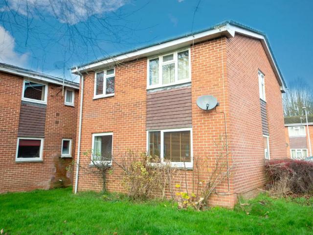 Apartment for rent in Enborne, West Berkshire
