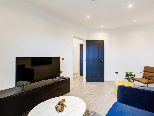 Apartment for rent in Fulham, Greater London