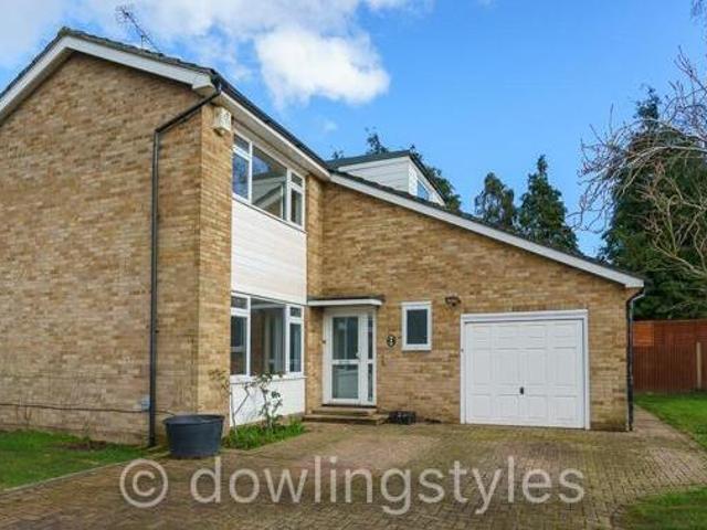 House for rent in Blackhills, Surrey