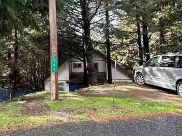 House for sale in Whitethorn House for sale in Whitethorn