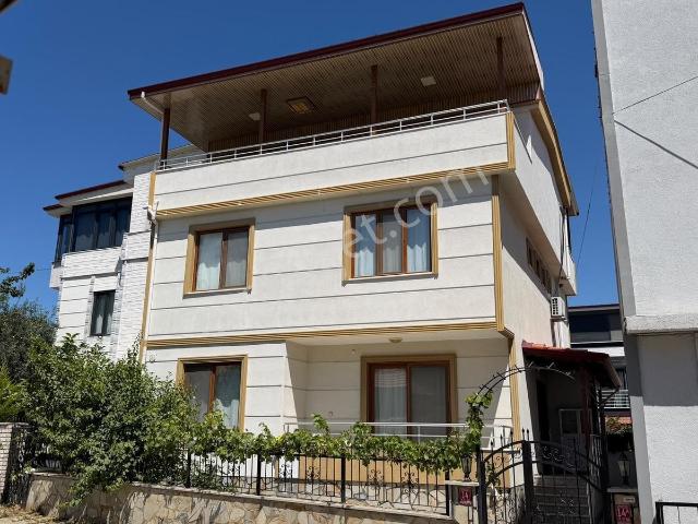 Edremit, Balikesir içerisinde satılık Villa