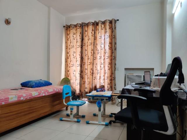 Flat for rent in Hariana