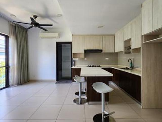 Townhouse for rent in Petaling, Alam Impian