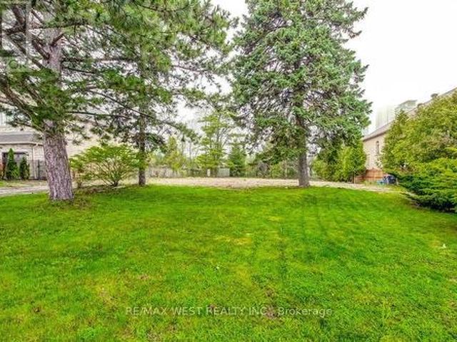 Land for sale in Mississauga, Ontario
