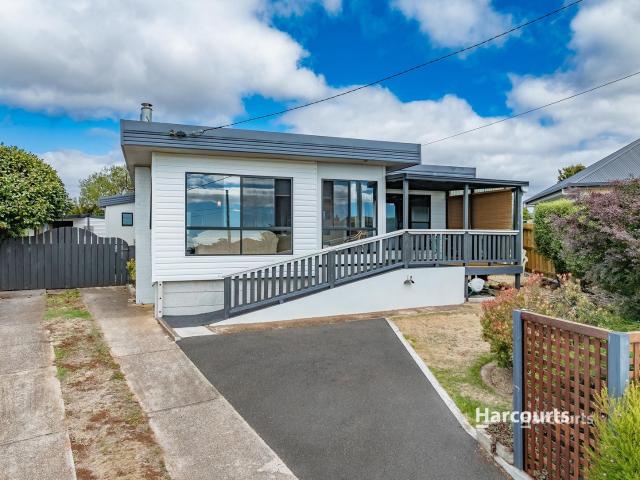 Apartment for rent in Penguin, Tasmania