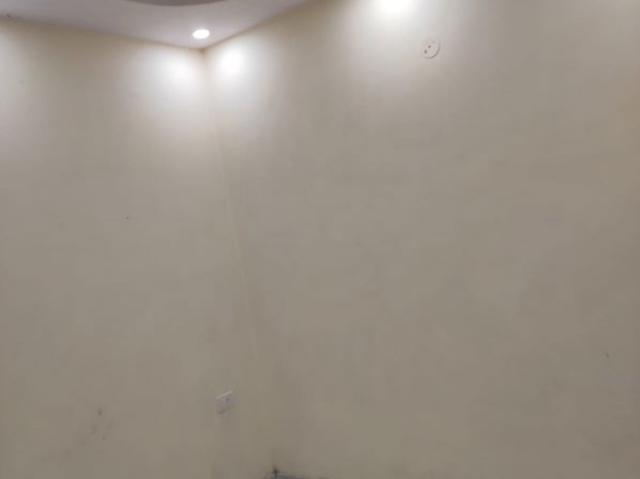 Property for rent in Deri