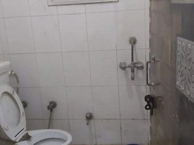 Property for rent in Deri