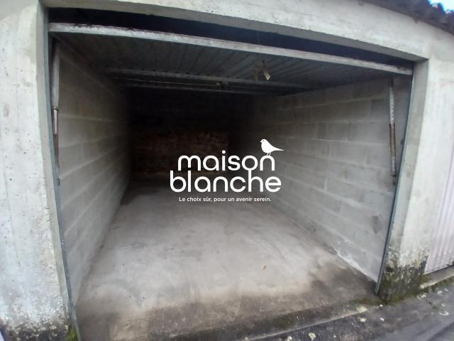 Garage location à Parthenay