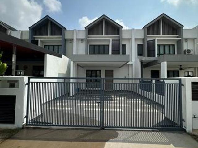 Terraced House for rent in Alam Impian, Selangor