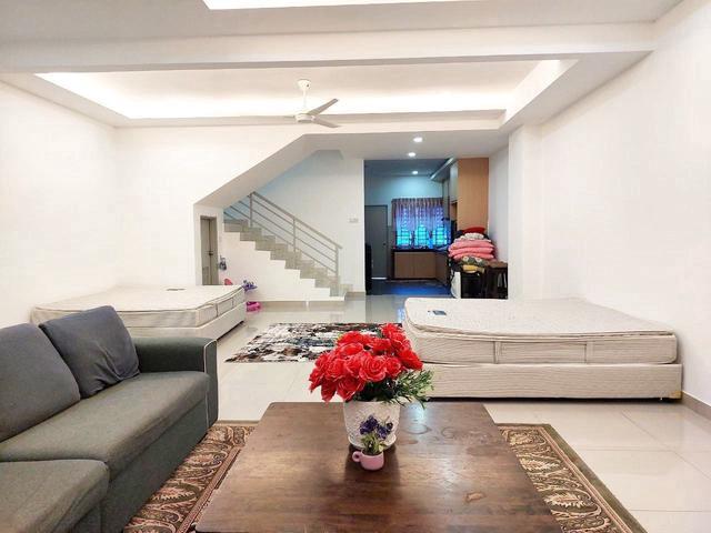 Terraced House for rent in Tanjong Sepat, Selangor