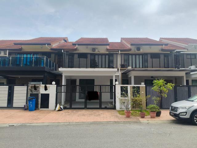 Terraced House for rent in Alam Impian, Selangor