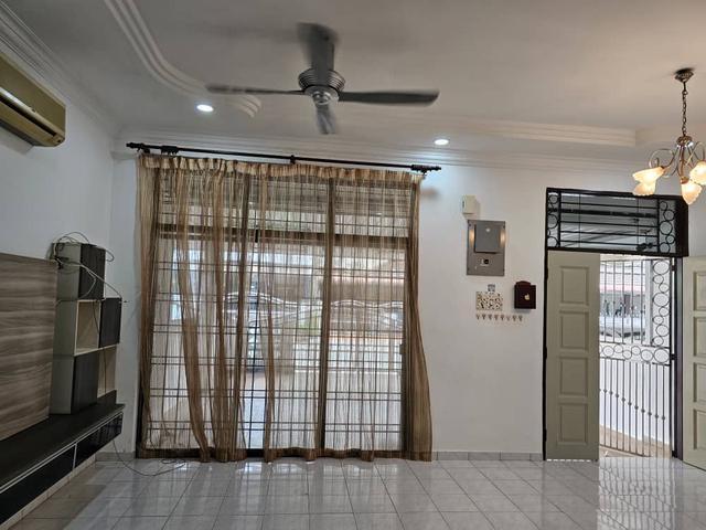 Terraced House for rent in Wellesley, Penang