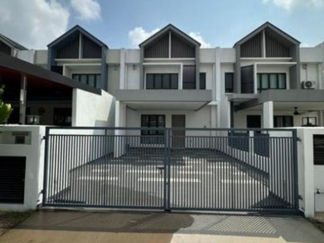 Terraced House for rent in Alam Impian, Selangor