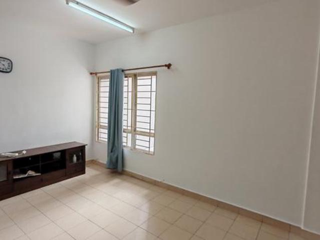 Apartment for sale in Shah Alam, Petaling